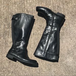 BARETRAPS• Below the knee Black Wide boots